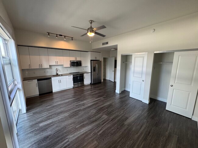 Foto del edificio - 430 NE 31st St