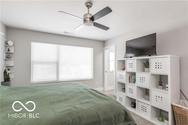 Foto del edificio - 28 Central Greens Blvd