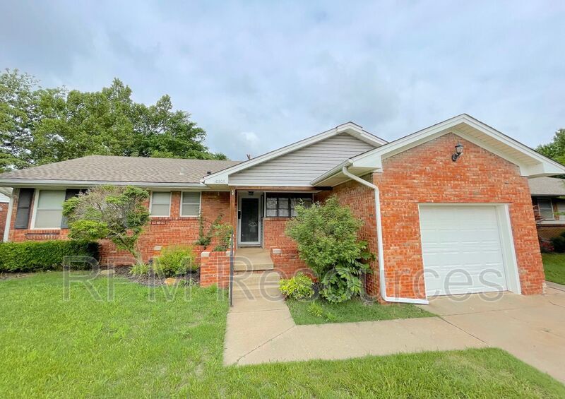 10505 Sunnymeade Pl, The Village, OK 73120 House for Rent in The