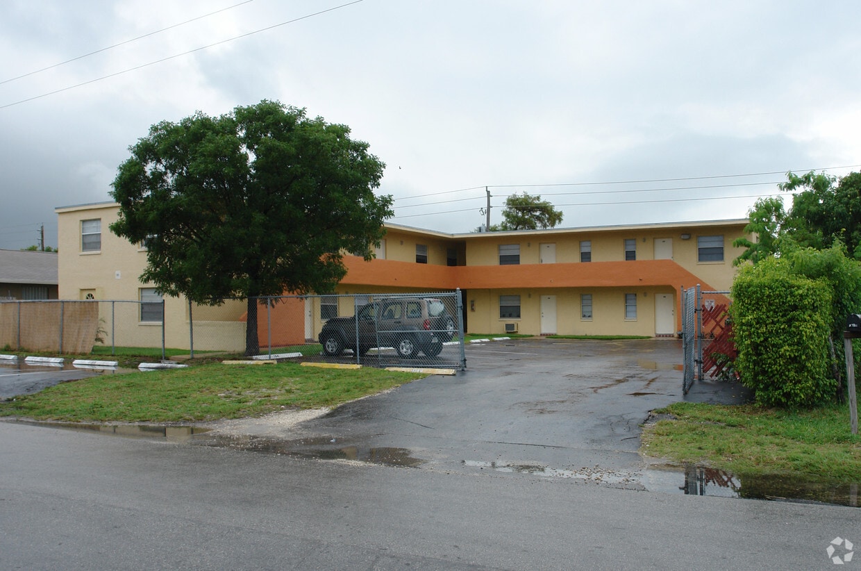 Primary Photo - 721 NW 3rd Ave