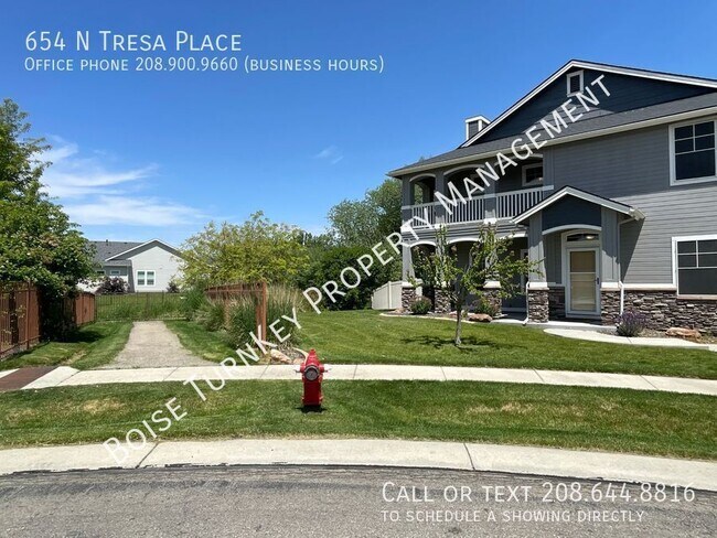 Building Photo - 654 N Tresa Pl
