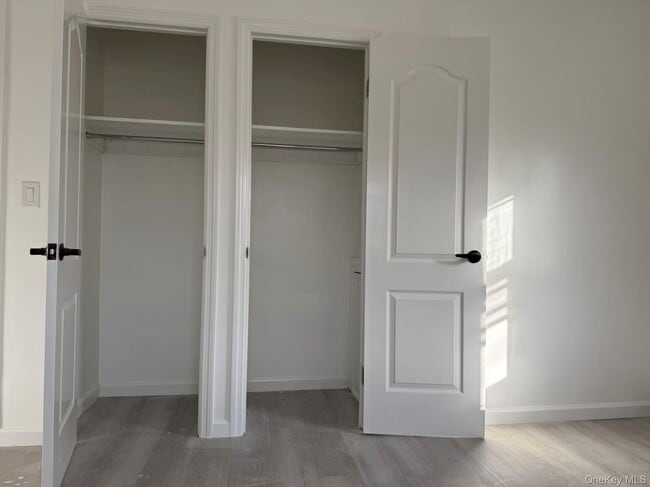 Building Photo - 40-14 190th St