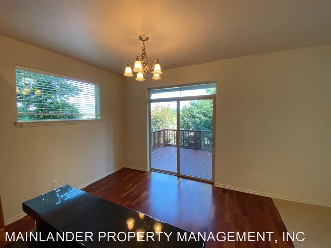 Building Photo - 3 br, 2.5 bath House - 16393 SW KESSLER LN