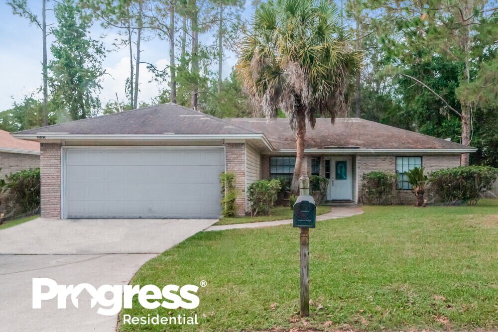 Foto principal - 9695 Hersham Ct