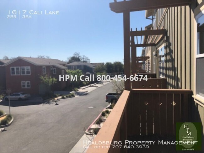 Building Photo - 1617 Cali Ln