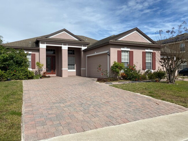 Foto del edificio - 4 Bedroom 3 Bath 3 Car Garage Home  in Ocoee