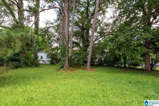 Building Photo - 659 Camp Cir