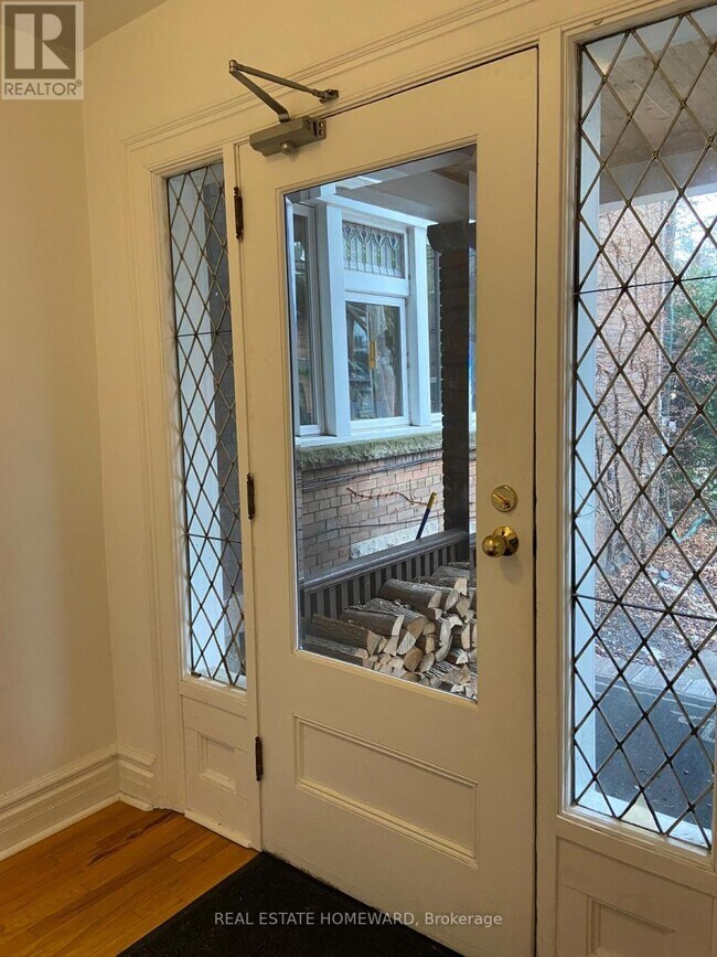 Photo du bâtiment - 92 Indian Rd