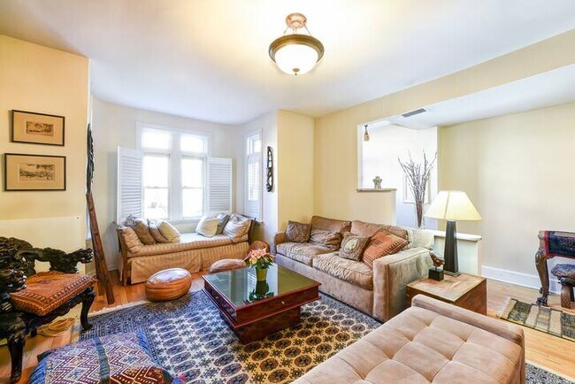 Foto del edificio - 1514 Corcoran St NW