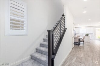 Building Photo - 360 Espressivo St