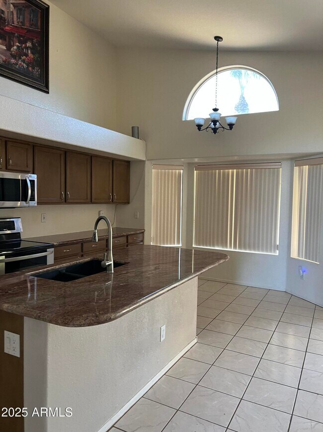 Foto del edificio - 7514 E Lompoc Ave