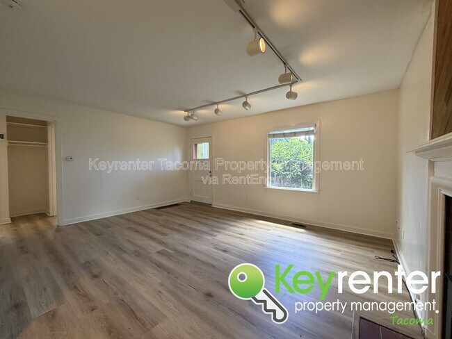 Foto del edificio - 5321 N 42nd St