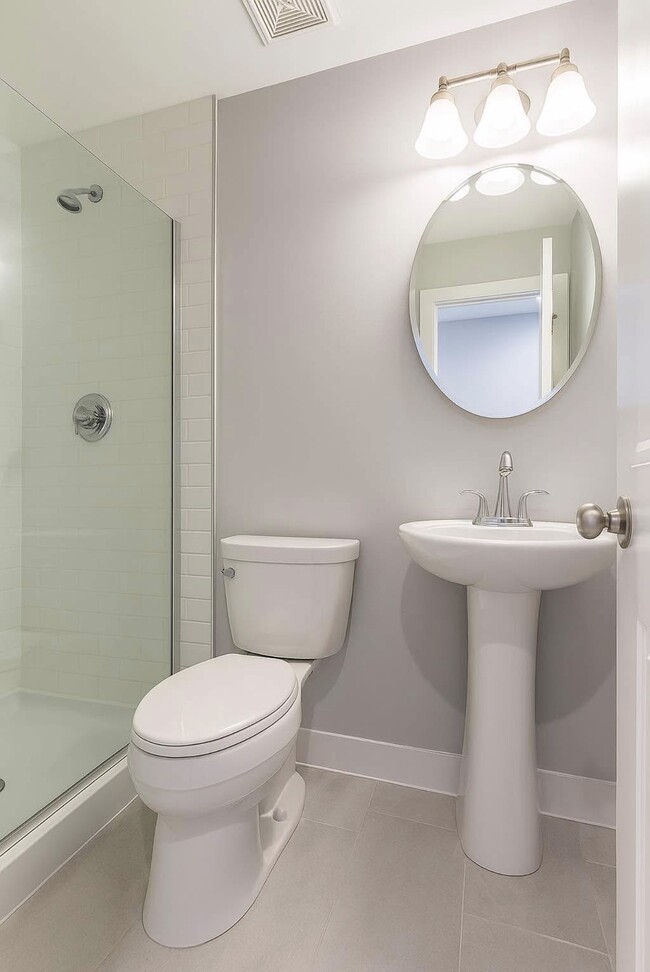 Photo du bâtiment - 1016 Maitland Ave