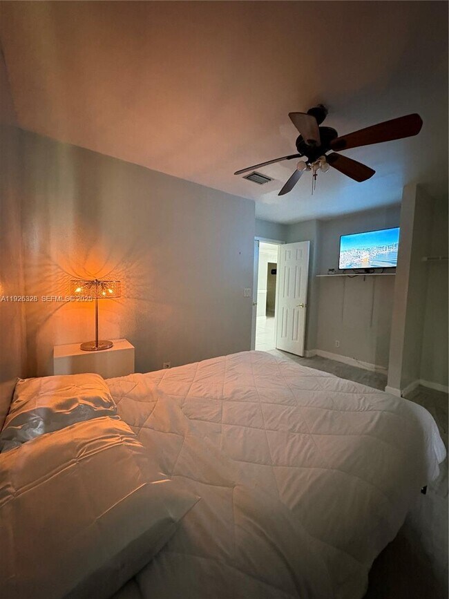 Foto del edificio - 3350 NW 47th Ave