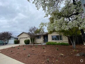 Building Photo - 4379 Heartwood Ct