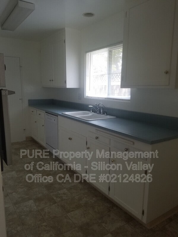 Building Photo - 1425 Firebird Way