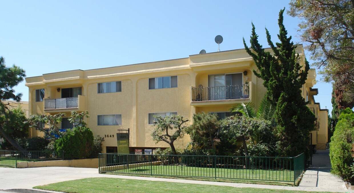 Building Photo - 3649 Midvale Ave