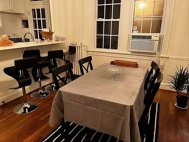 Comedor - 3817 S St NW
