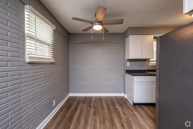 1BR, 1BA - 50 metros cuadrados - Comedor - Maple Estates