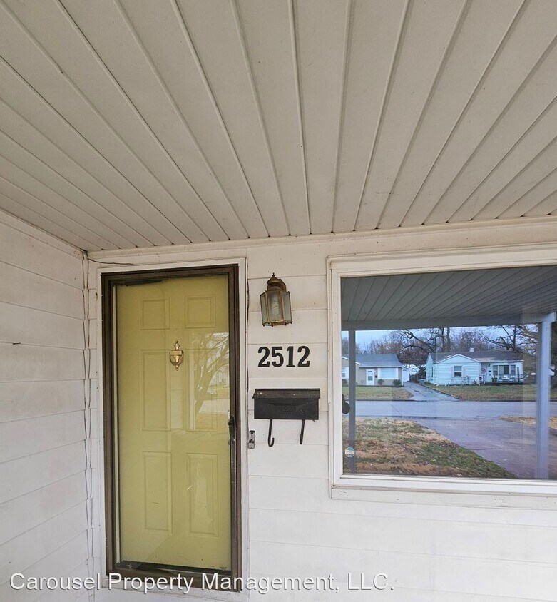 3 br, 1 bath House 2512 Ravenswood Dr House Rental in Evansville