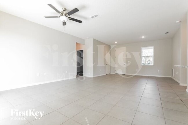 Foto del edificio - 2153 Littlefield Ln