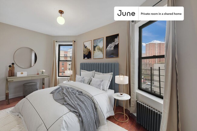 Room in Shared 4 bed/1 bath home - Room in Shared 4 bed/1 bath home