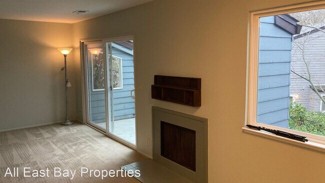 Building Photo - 2 br, 1 bath House - 40 Emery Bay Drive