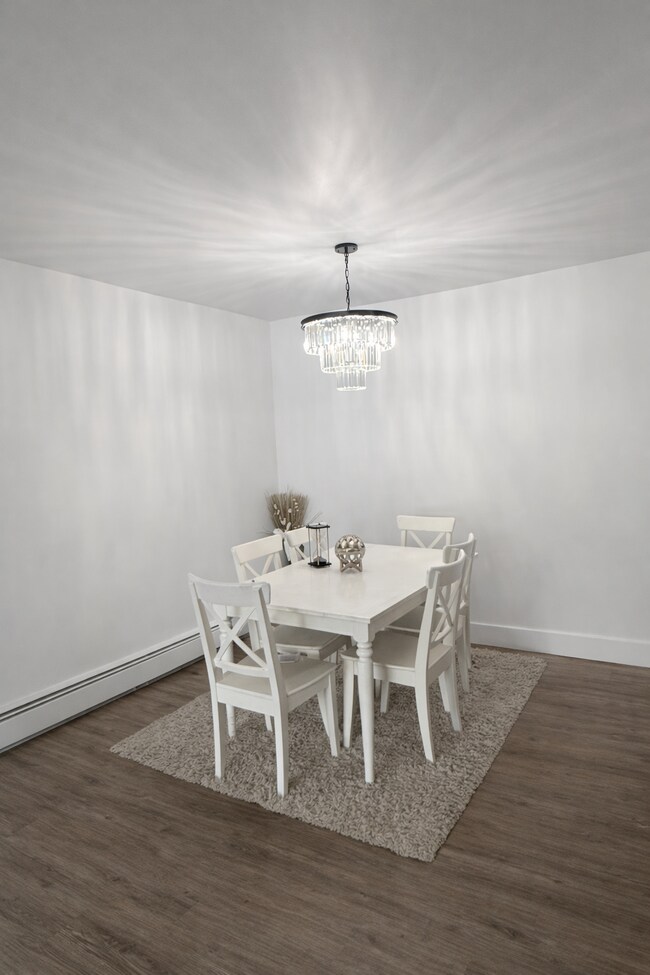 Foto del edificio - 16W540 87th St