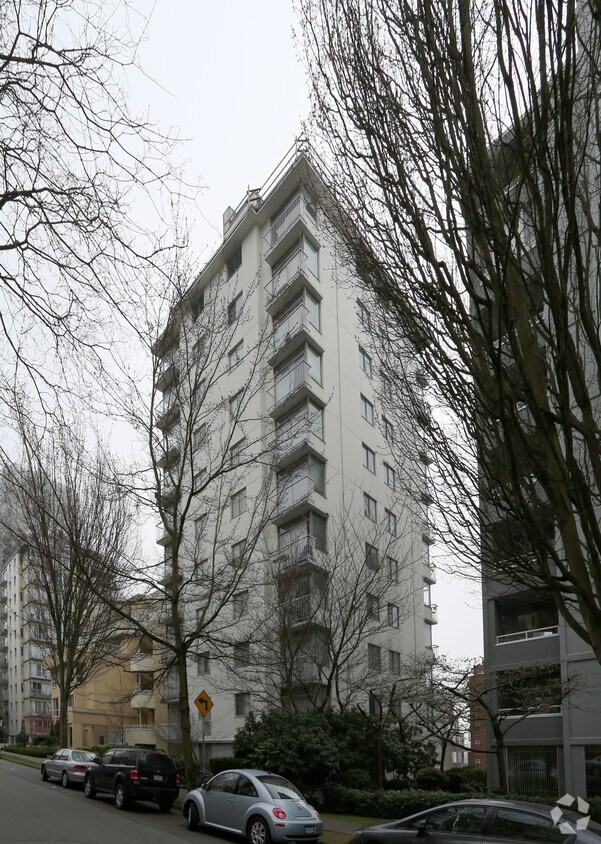 Photo du bâtiment - Crystal Park Tower