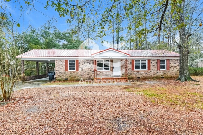 Building Photo - 514 Warren St