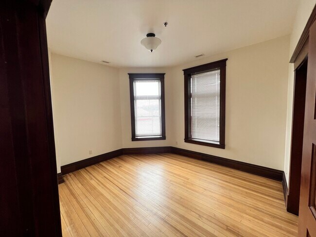 202 habitaciones - 131 S Vine St