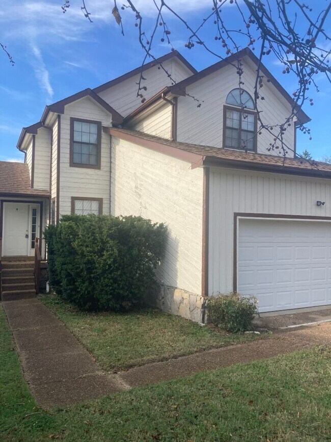 Building Photo - $1000 off December.  Ready to Move In Dec.1st