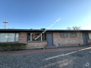 Building Photo - 964 N Jones Blvd