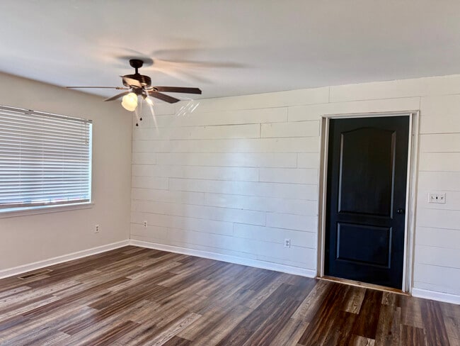 Foto del edificio - 380 Co Rd 1355