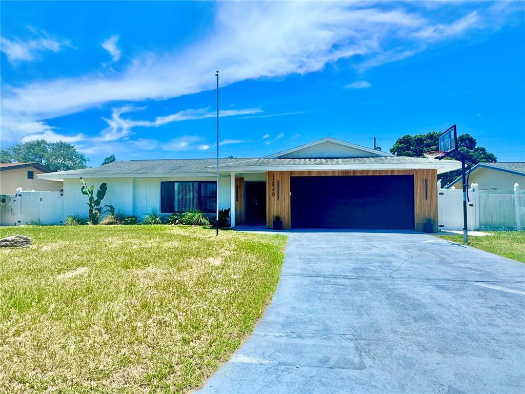 Foto principal - 13940 Antigua Dr
