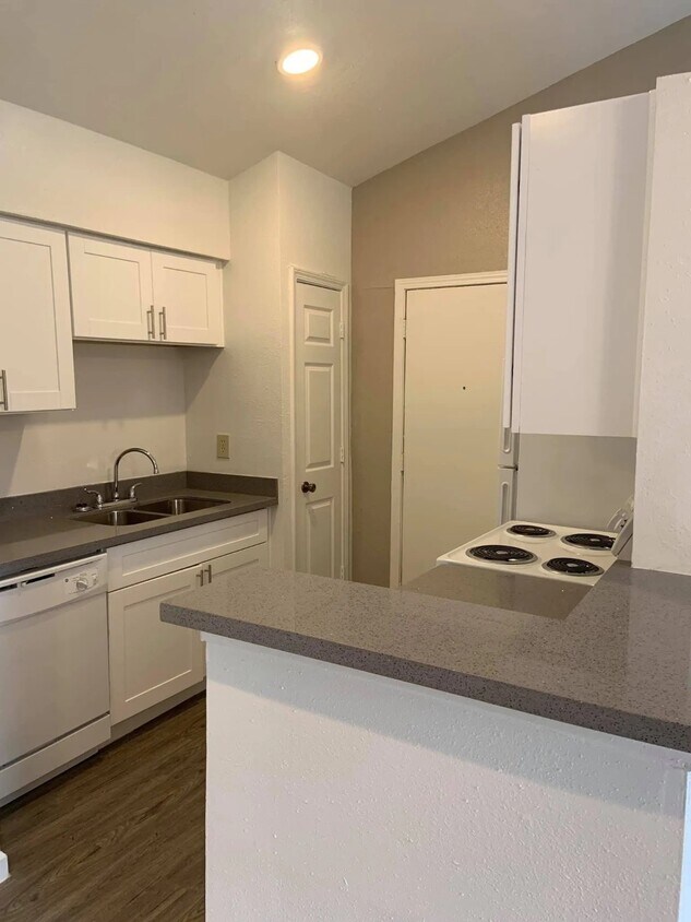 Foto principal - 16700 Kuykendahl Rd