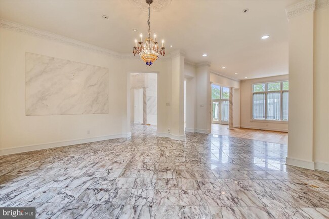 Building Photo - 10000 Avenel Farm Dr