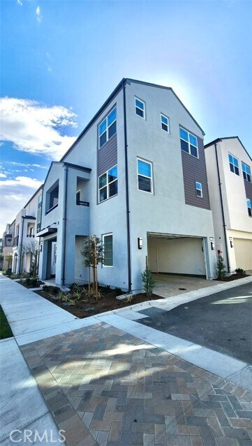 Building Photo - 4422 Bryan Paseo
