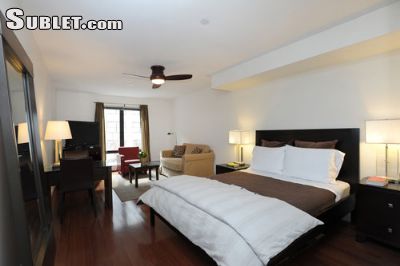 Building Photo - 225 W 58th St