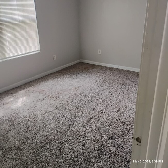 Nice bed room - 3725 Collier Dr NW