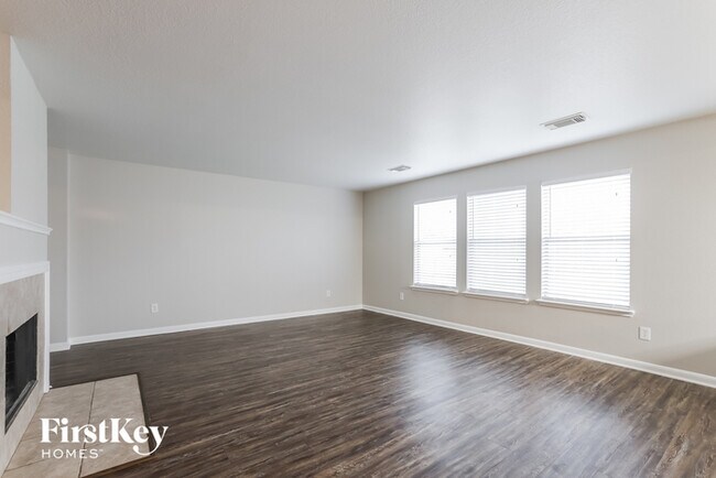 Building Photo - 20931 Kenna Cove Ln