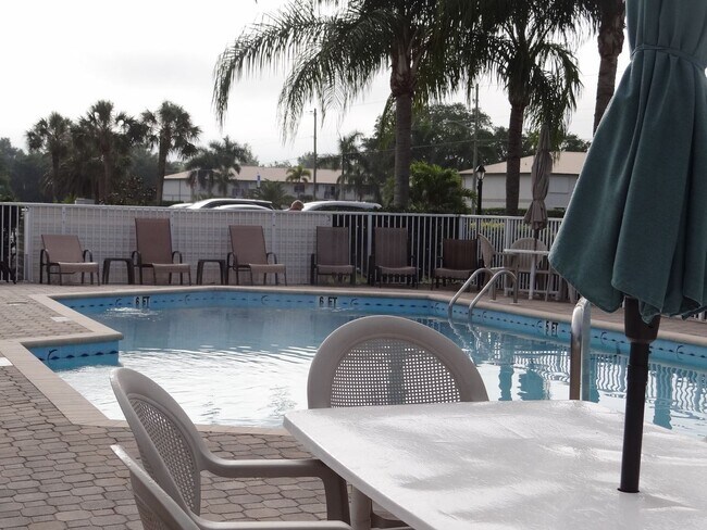 Building Photo - 2 br, 2 bath House - 26430 Rampart Blvd Un...