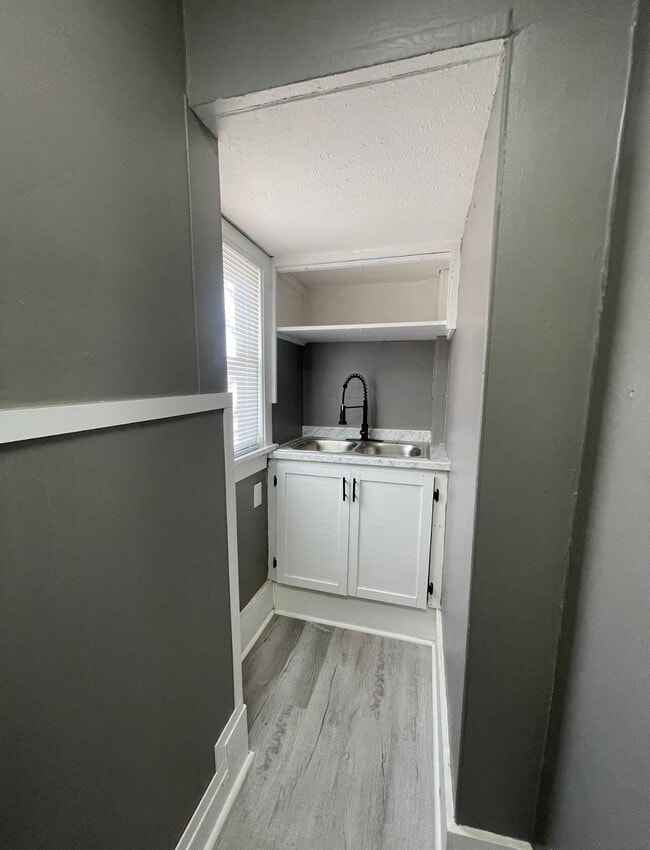 308 E Madison St Unit 5, Goshen, IN 46526 Condo for Rent in Goshen