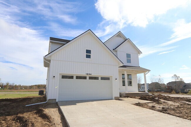 Building Photo - 1894 Nightingale Dr