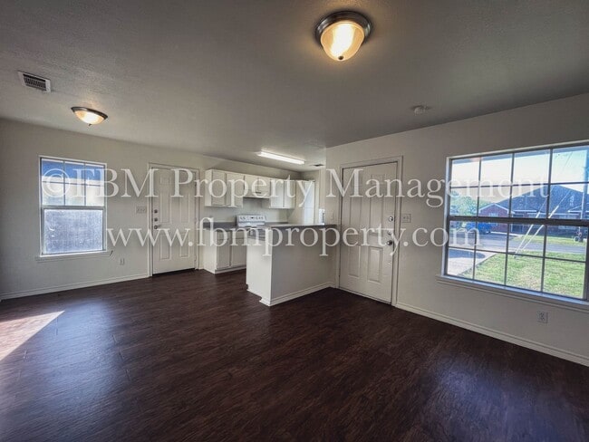 Foto del edificio - 204-206 West Lamar St