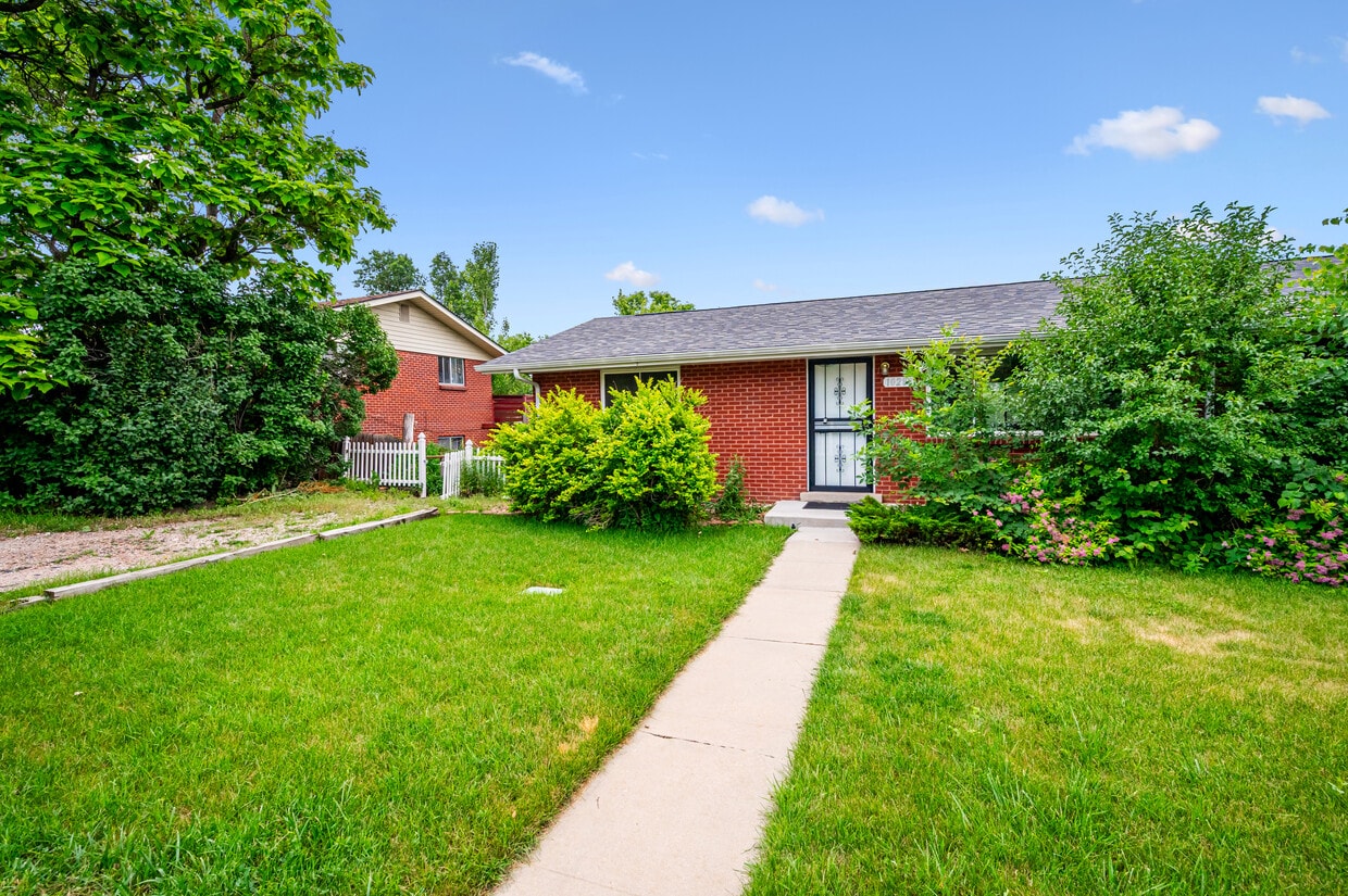 Welcome Home - 10280 W 12th Ave