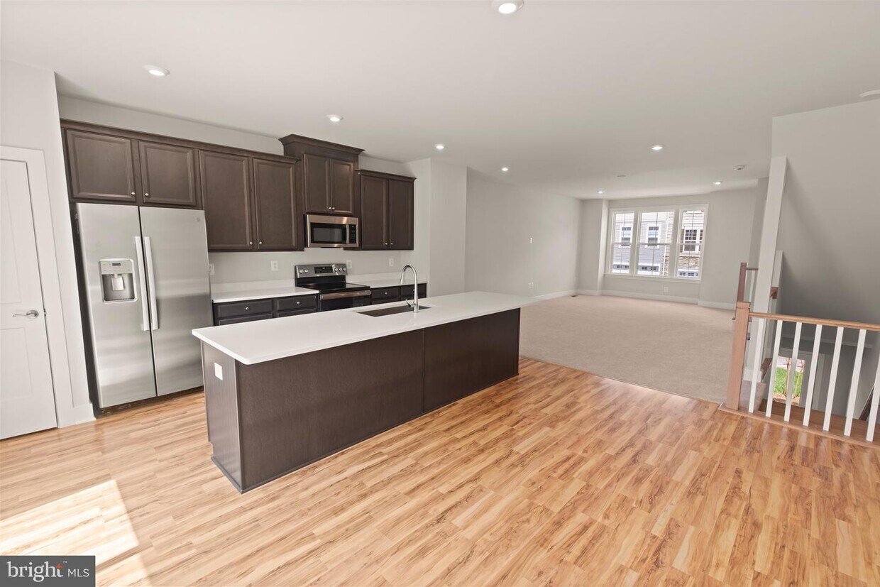 Foto principal - 10514 Hinton Wy