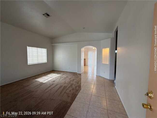 Foto del edificio - 343 Mulberry Glen Dr