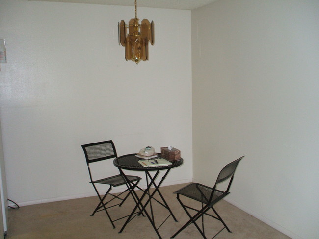 Building Photo - 10211 Ura Ln