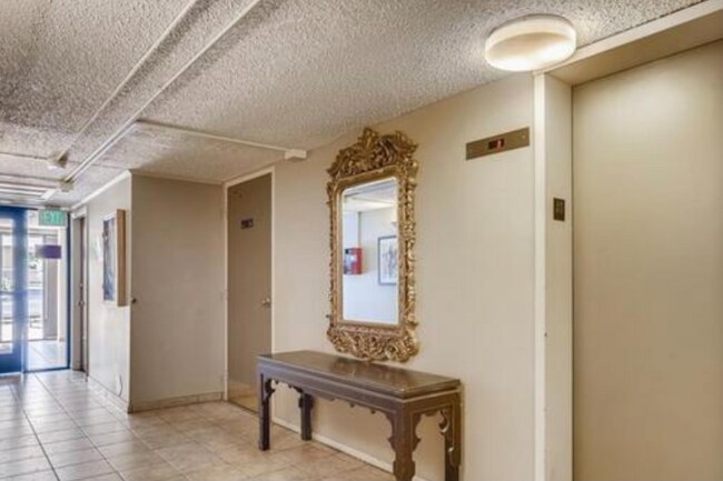 Foto del edificio - 1050 Lafayette St